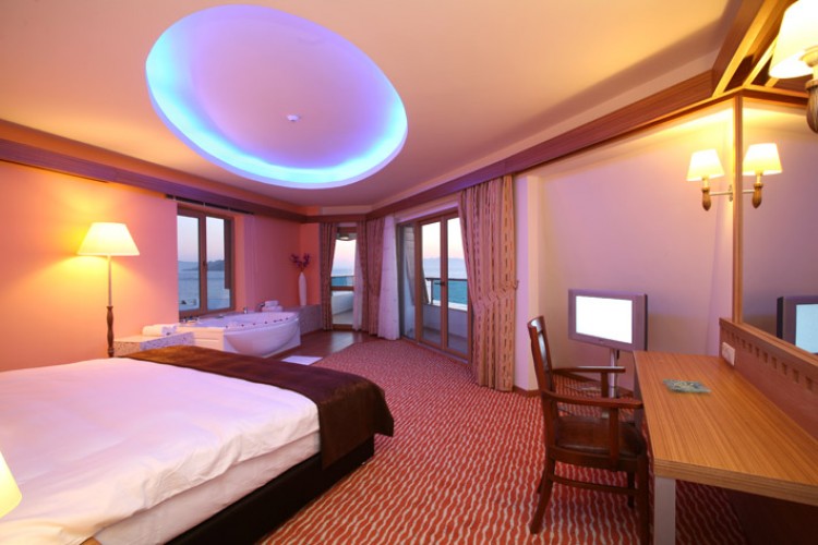 Yelken Otel
